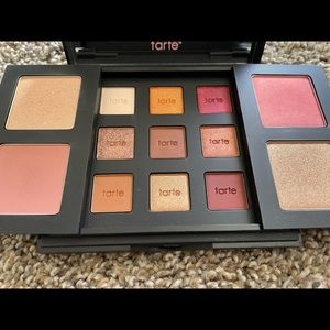 Tarte Treasures Eye & Cheek Palette w Mascara Collectors Set, Barely used in box